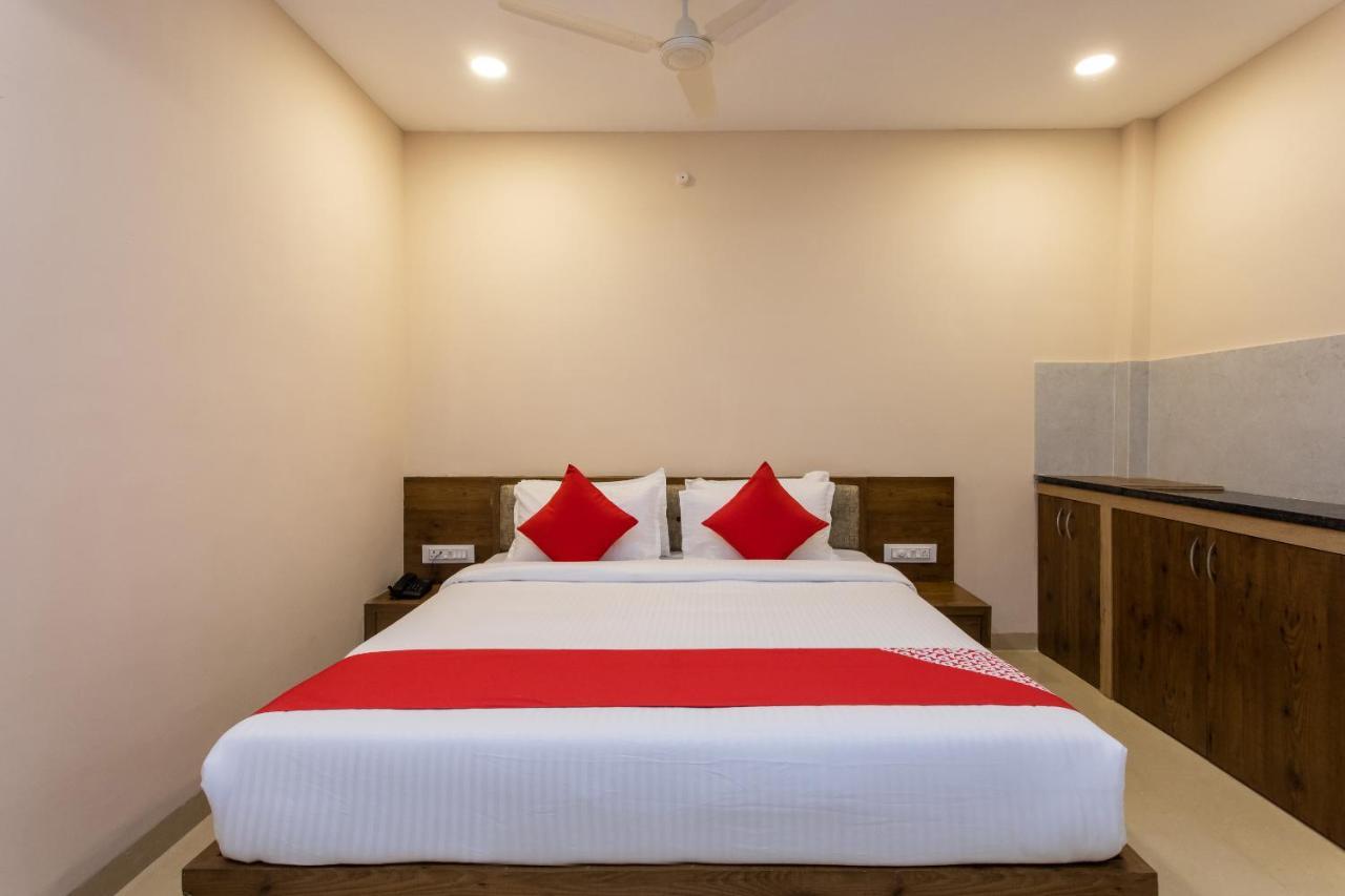 Oyo 75956 Hotel Grand Rourkela Экстерьер фото